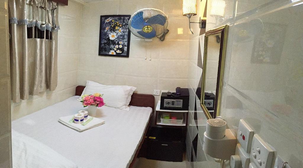 Hi-Inn Hong Kong Exterior photo